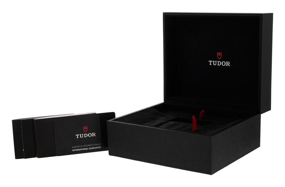 Tudor Black Bay M79230B-0008